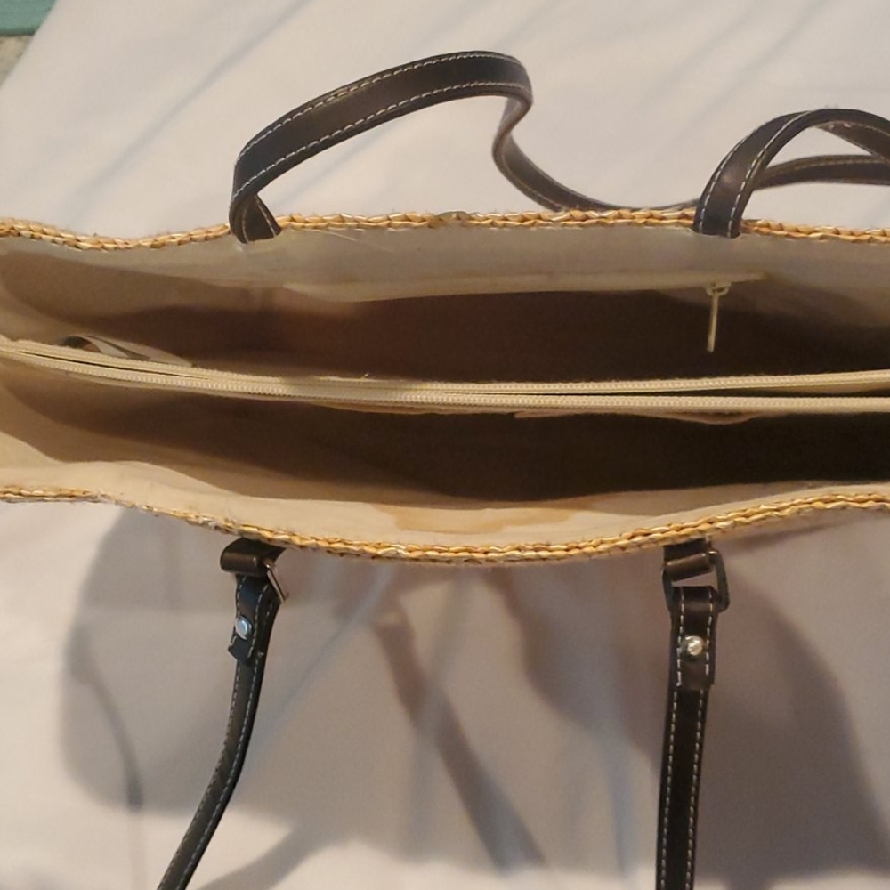 Purse - Picture 3 of 3